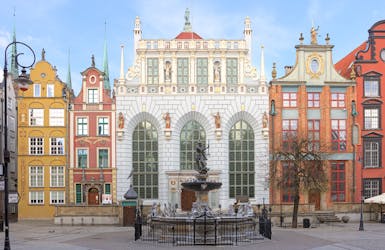 Visita guiada privada al casco antiguo de Gdansk y Arthur’s Court